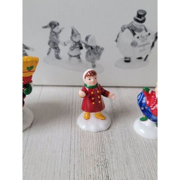 Dept 56 54927 He Led Them Down The Streets Of Town village accessory xmas - Picture 3 of 9